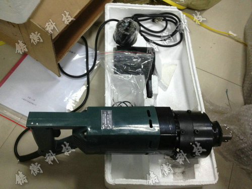 電動(dòng)扭矩扳手圖片