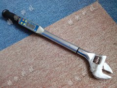 30N.m數(shù)顯扭矩扳手