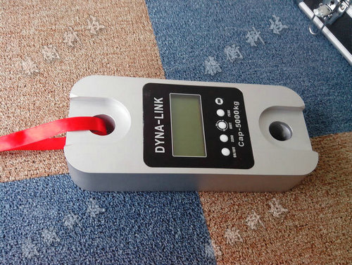 高精度數(shù)字壓力計(jì)圖片