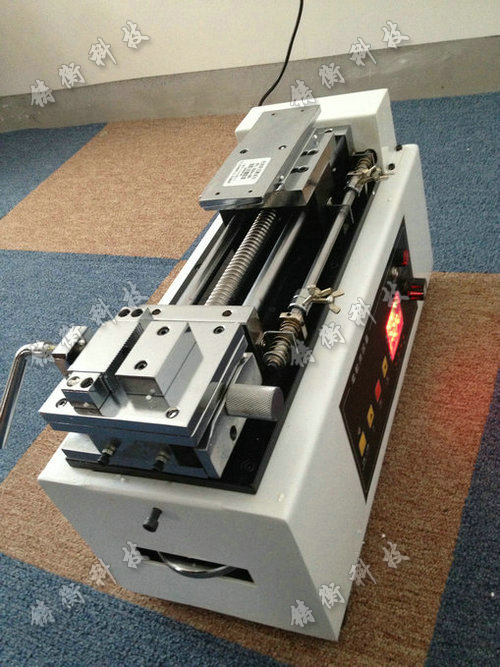 電動(dòng)臥式測試臺