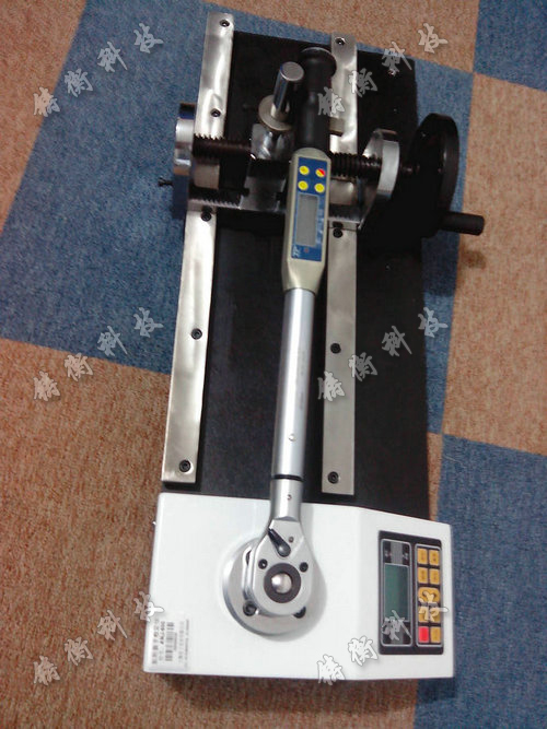 扭力扳手測試儀圖片